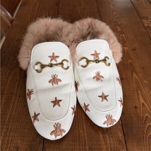 Bashafani Fur-Lined White Mules with Brown Star Embroidery